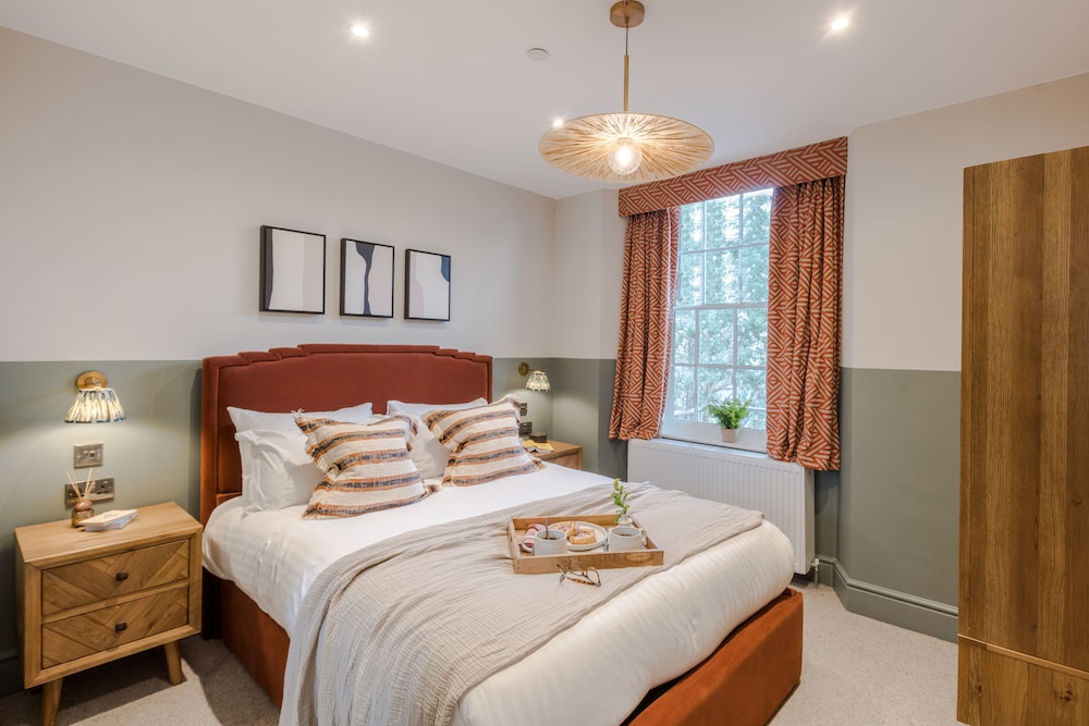 Your Apartment Redland Place — 4-Star Luxury Hotel in Bristol, United Kingdom