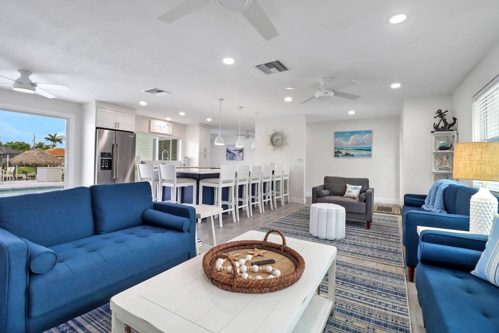 5609 Del Rio Ct Cape Coral