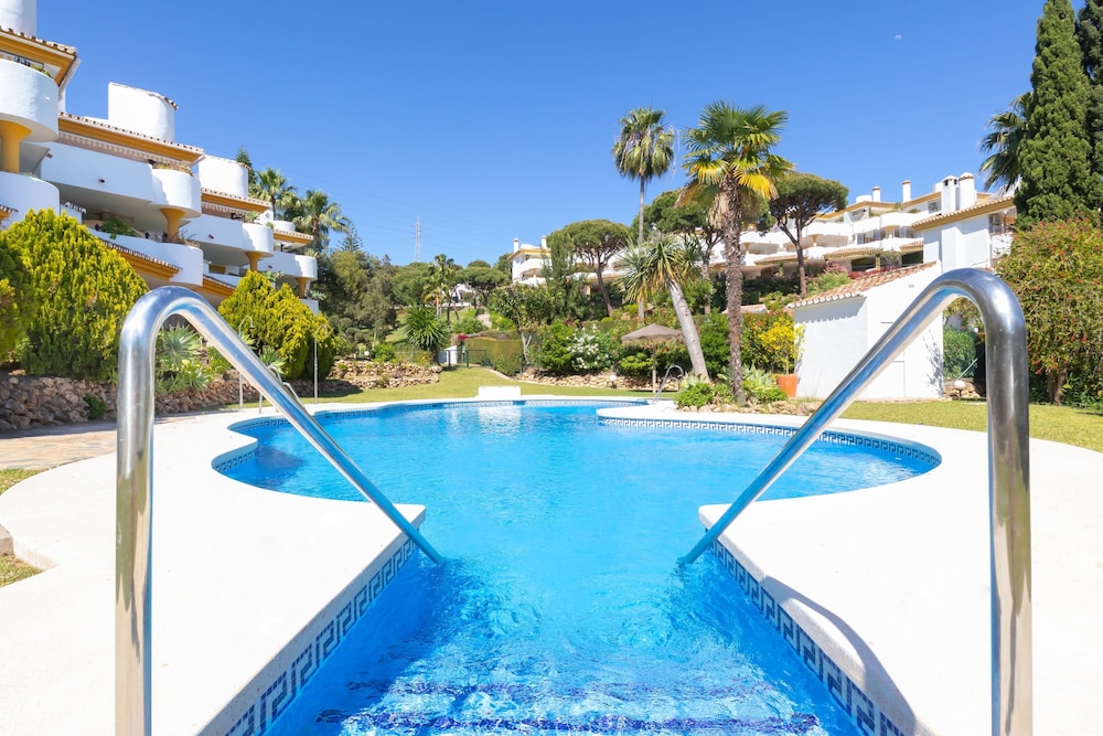 Calahonda Golf In Calahonda — Mijas
