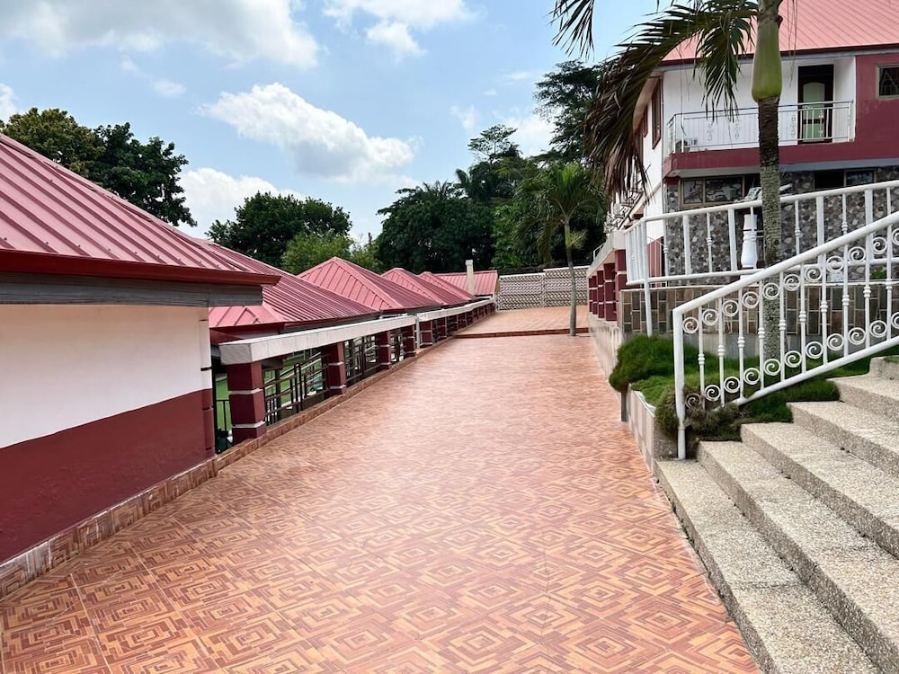Royal Lee’s Hotel in Unknown City, Ghana