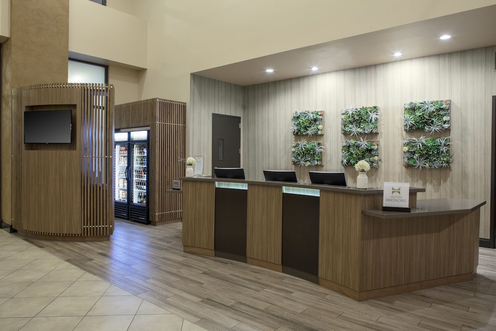 Embassy Suites by Hilton Phoenix Scottsdale - photo 6