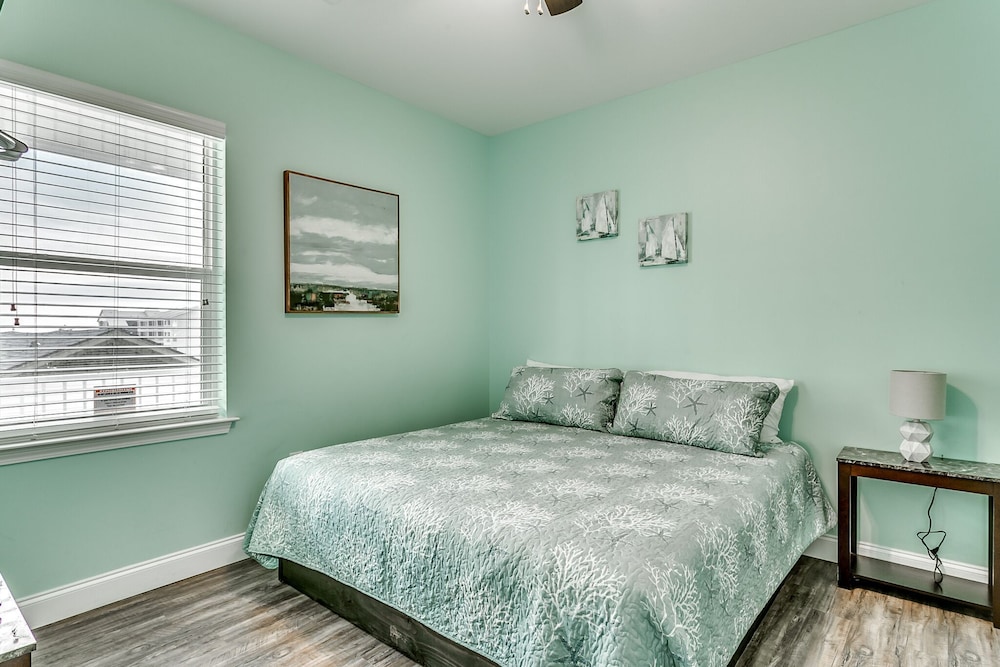 Together Resorts Cherry Grove Resort at 204 54th A - photo 4