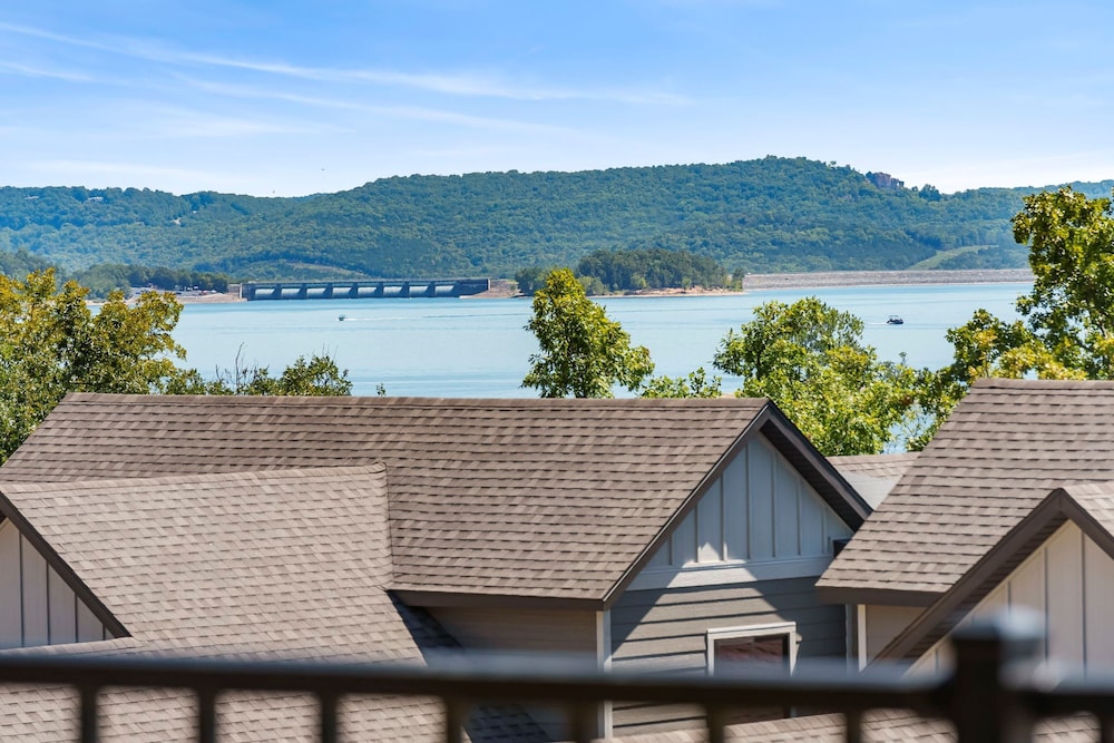 Table Rock Resorts at Indian Point - photo 747