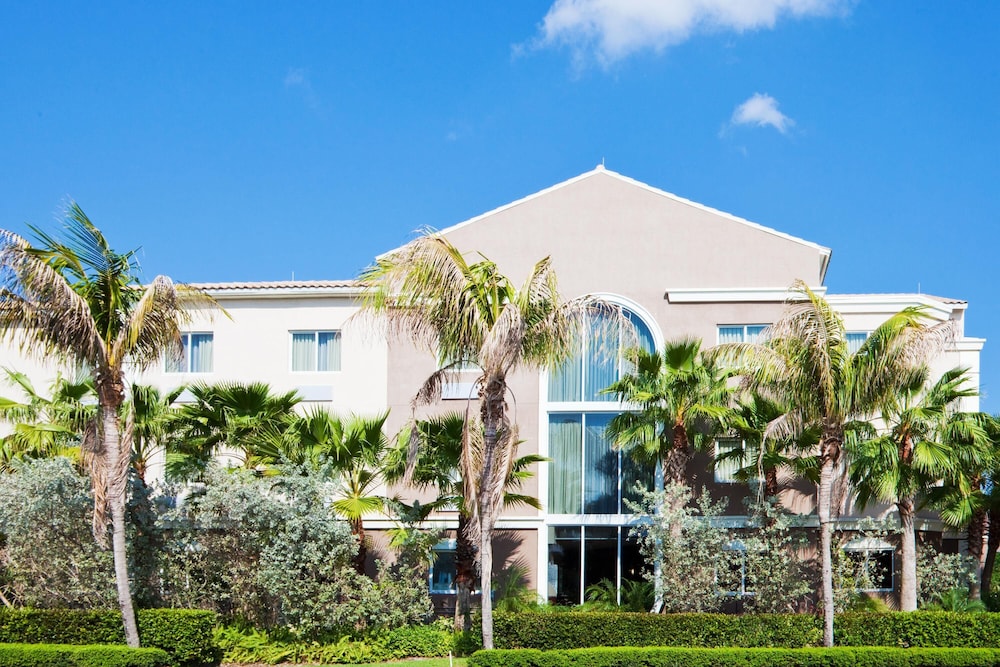 Holiday Inn Express & Suites West Palm Beach Metrocentre by IHG - photo 88