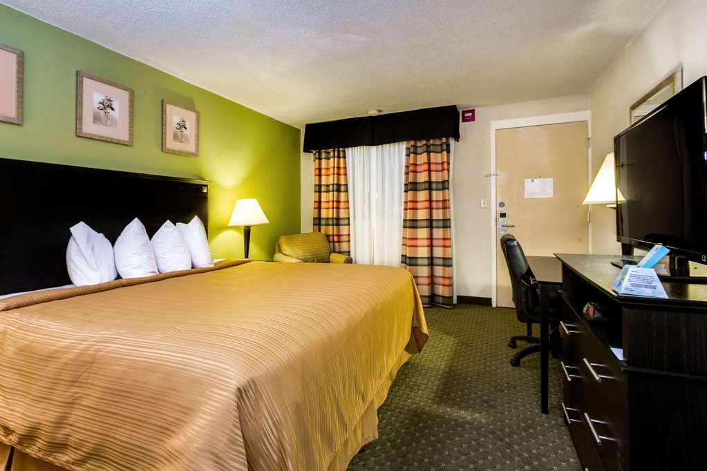 Quality Inn & Suites Moline Quad Cities - photo 13