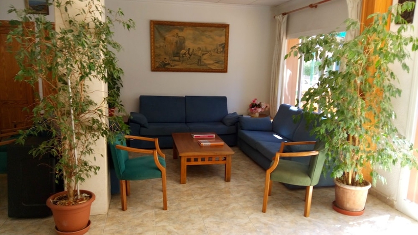 Hotel Bari — hotel in Can Pastilla