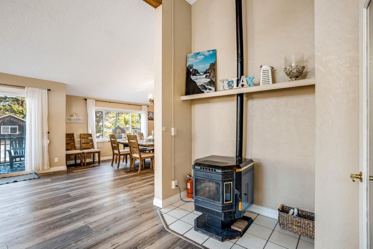 WindWard Dream Vacation Home — 4-Star Luxury Hotel in Tillamook, United States