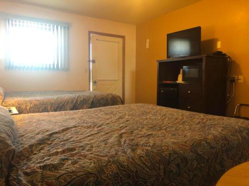 Quik Stop and Motel - photo 7