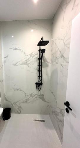 Home DeLuis — Gramsh — photo 2