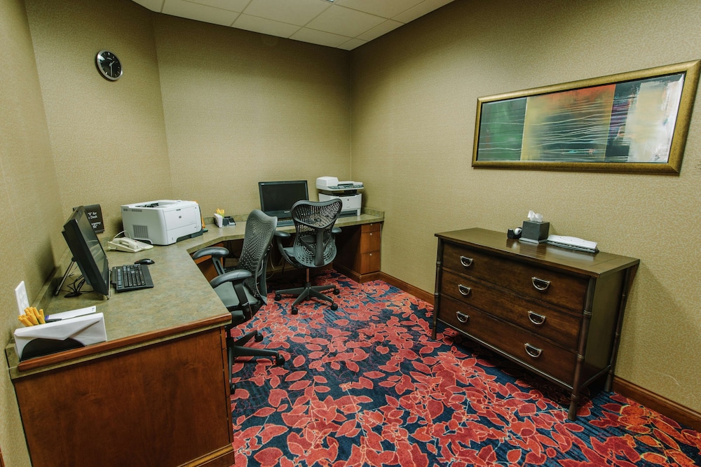 Hilton Garden Inn Manchester Downtown - photo 51