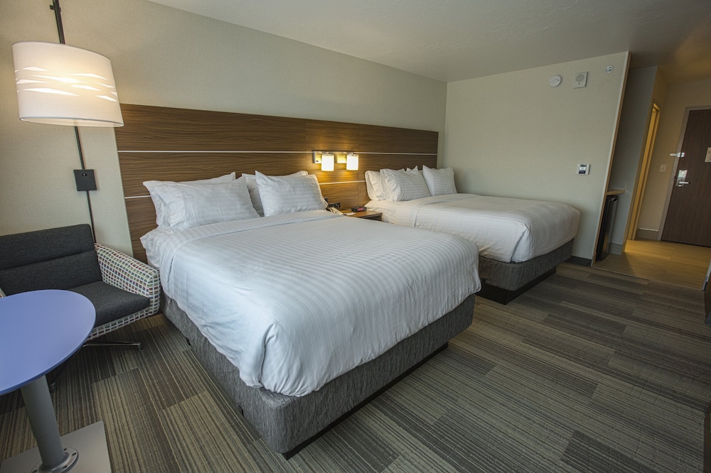 Holiday Inn Express & Suites Boise Airport by IHG - photo 7