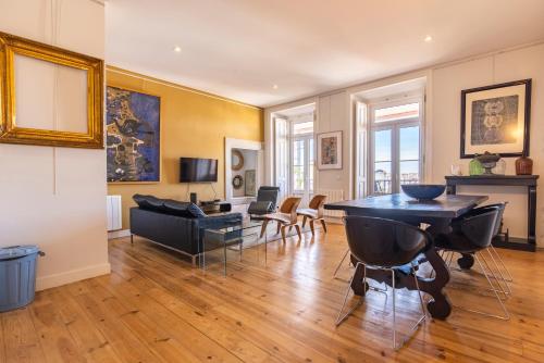 Castelo Design Aparment W Balcony & Super View by LovelyStay — 4-Star Luxury Hotel in Lisbon, Portugal