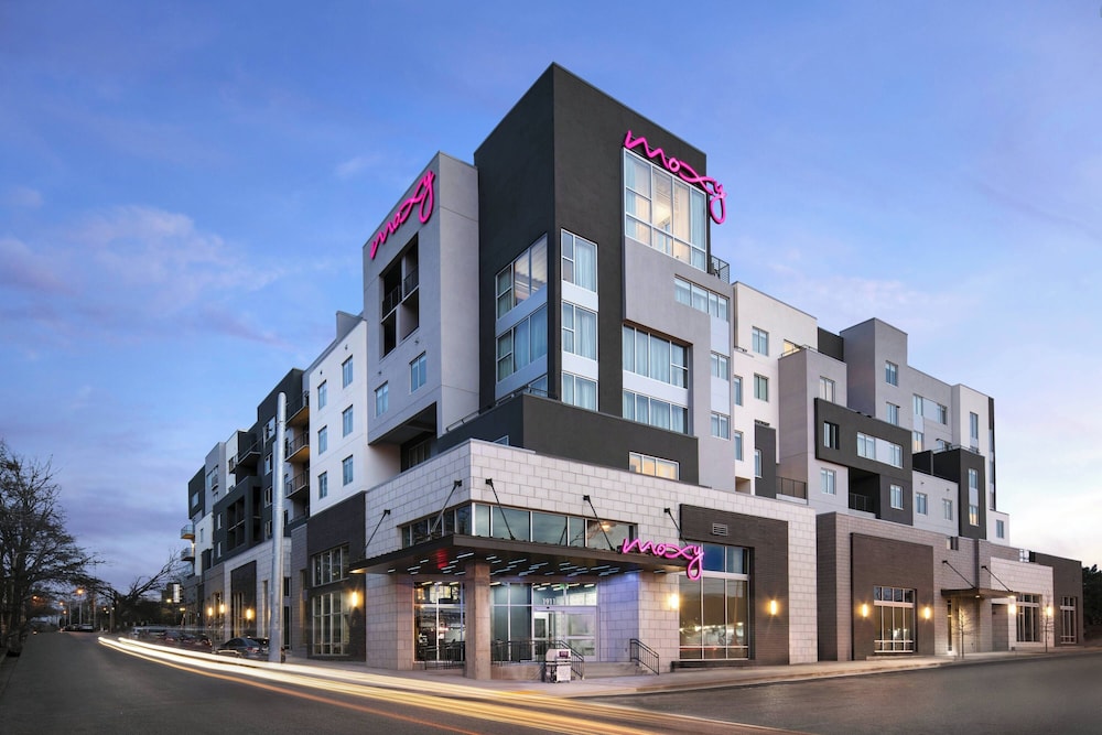 Moxy Nashville Vanderbilt Area - featured photo