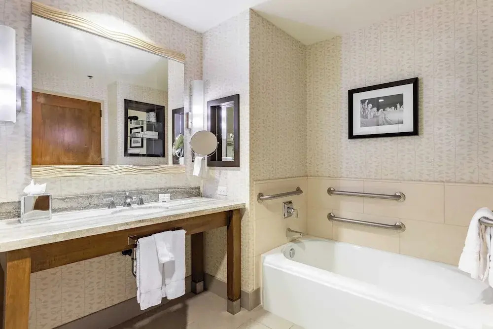 Beaver Creek Solace by AvantStay Studio w Resort Pool Hot Tub Premier Avon Location - photo 8
