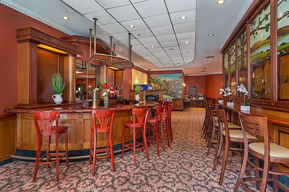 Chelsea Savoy Hotel - photo 11