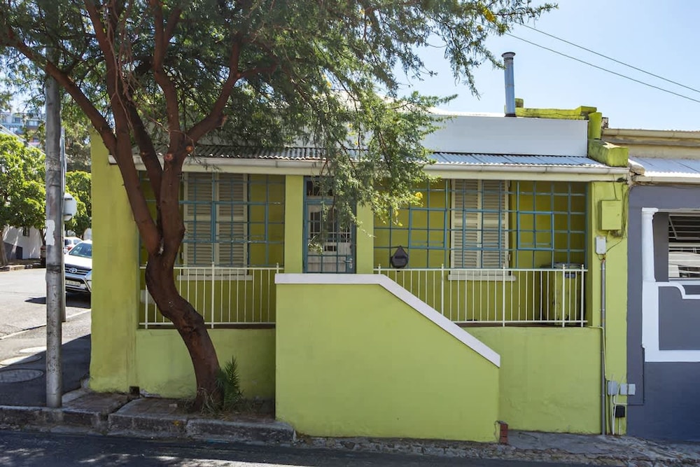 Funky Pet Friendly 2 bedroom Escape Bo kaap