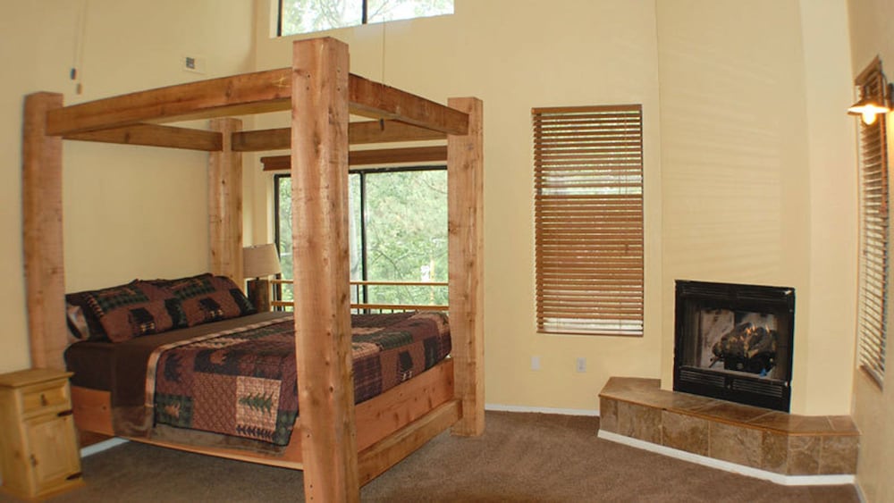 Upper Canyon Inn & Cabins - photo 18