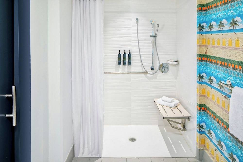 Aloft Fort Lauderdale Airport - photo 20