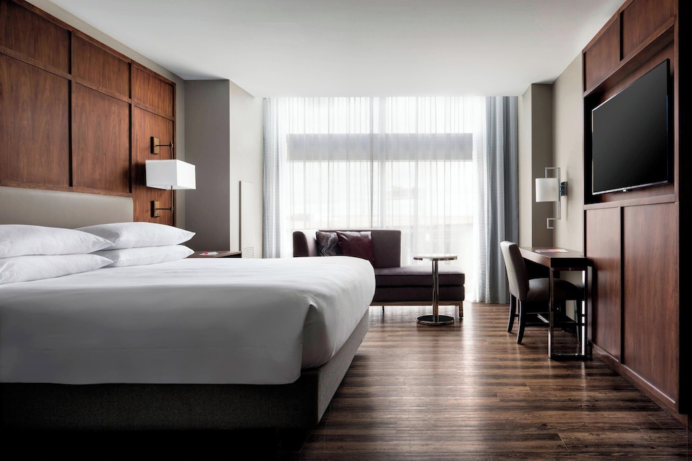 Omaha Marriott Downtown at the Capitol District - photo 6