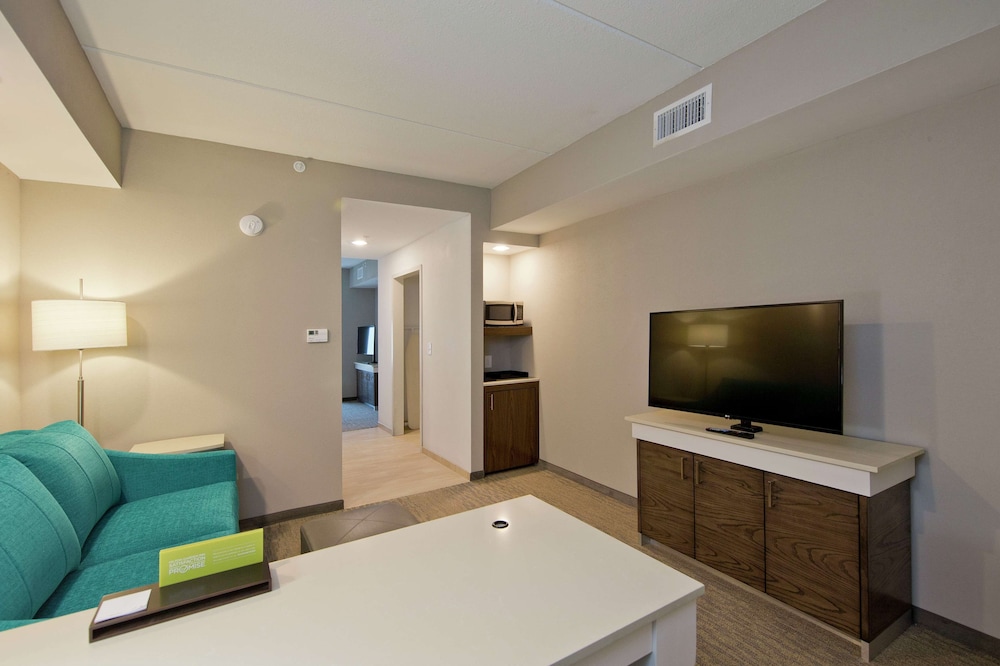 Hilton Garden Inn Martinsburg - photo 30