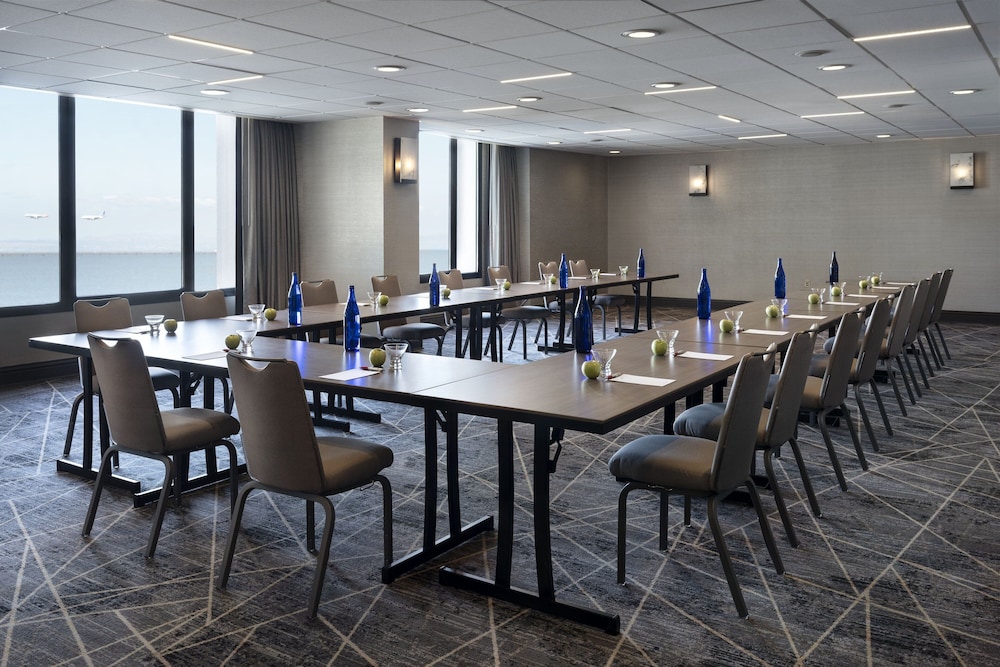San Francisco Airport Marriott Waterfront - photo 68