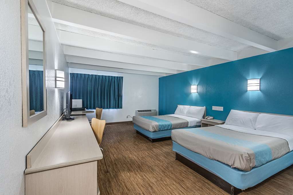 Motel 6 Kokomo In - photo 10