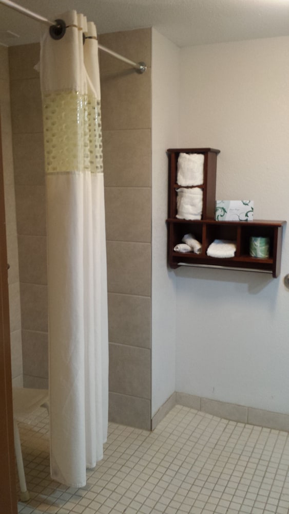 The Hotel at Dayton South - photo 12