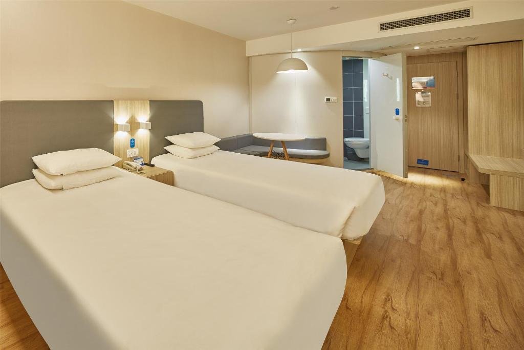 Hanting Hotel - last minute hotel in Heihe