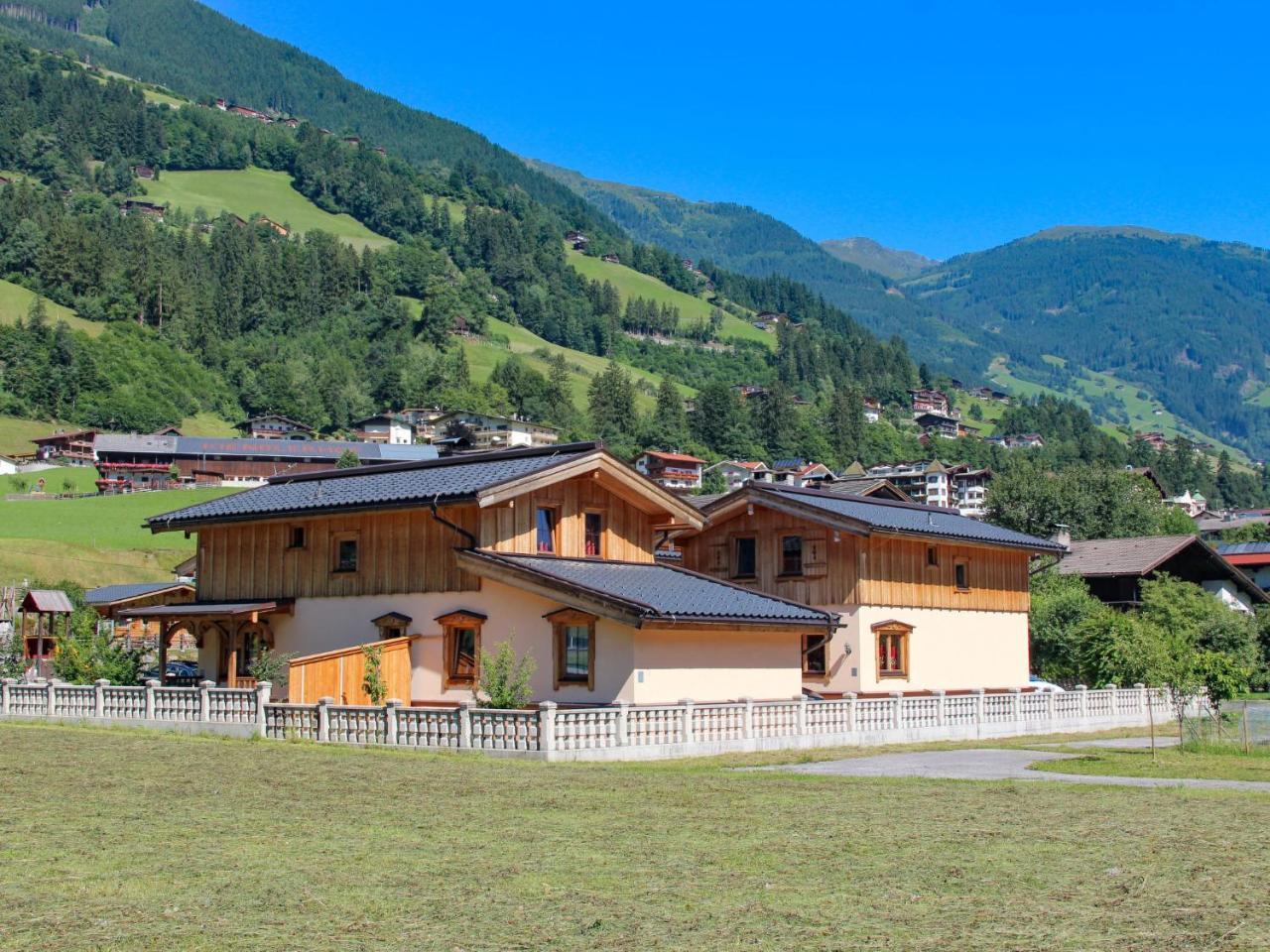 Holiday Home Schwendau 2 by Interhome — 4-Star Luxury Hotel in Hippach, Austria