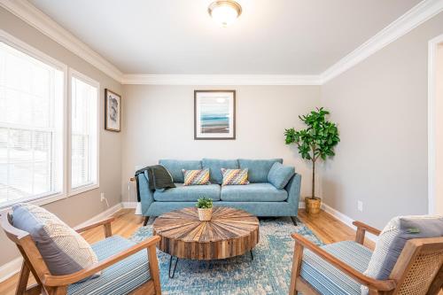 Modern Farmhouse Stay in Decatur — 4-Star Luxury Hotel in Decatur, United States