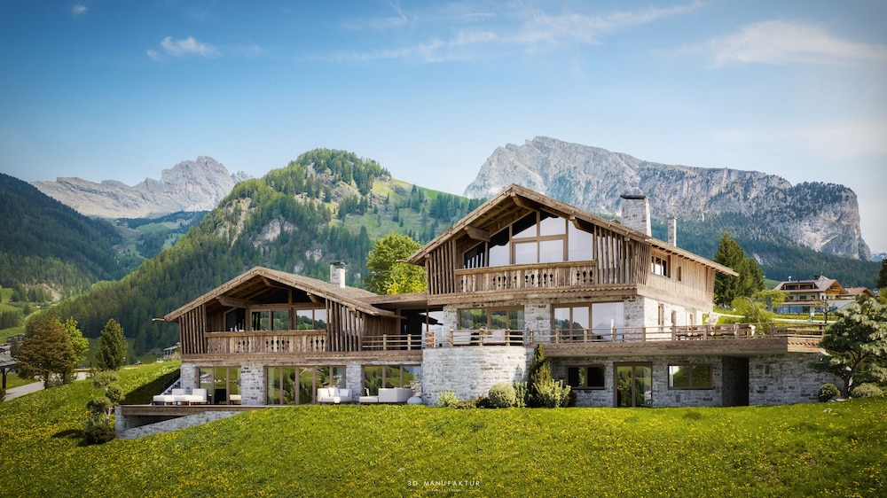Muliné Lodge — 5-Star Luxury Hotel in Selva, Italy