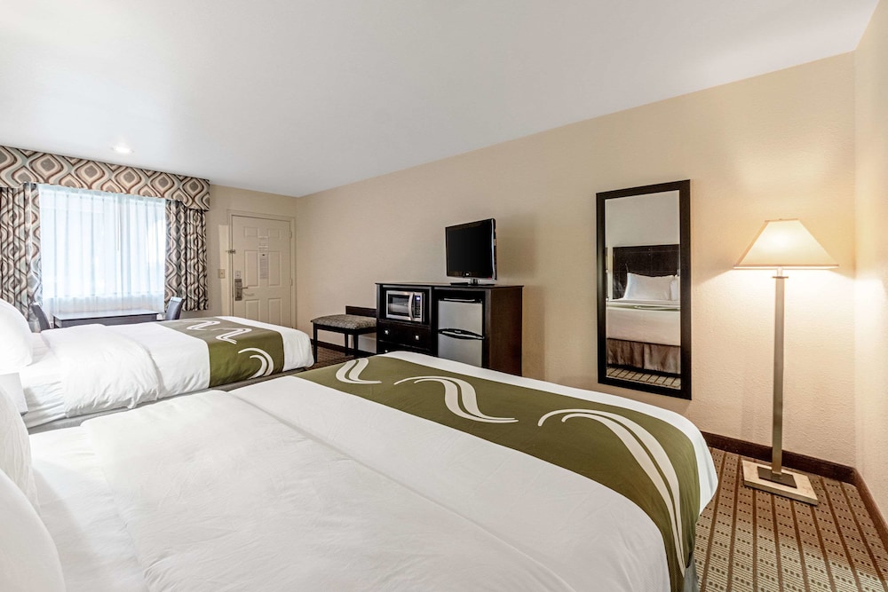 Quality Inn Three Rivers - photo 13