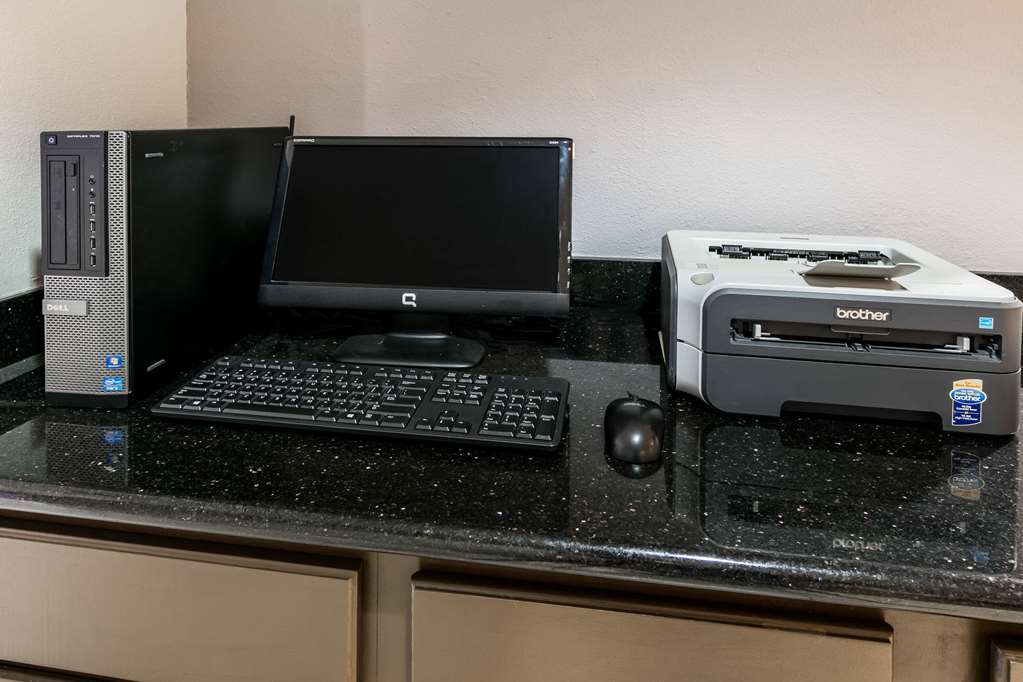 Microtel Inn & Suites by Wyndham Scott Lafayette - photo 26