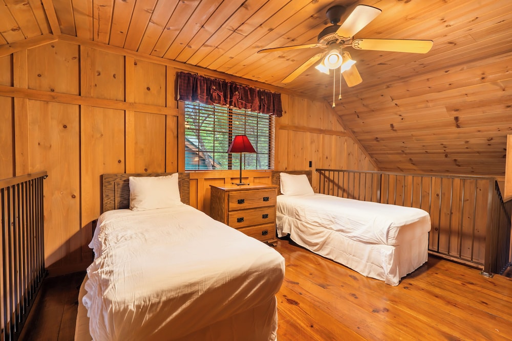Cabins at Green Mountain Trademark Collection by Wyndham - photo 8