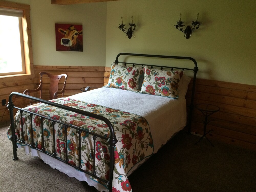 Fin and Feather Inn - photo 7