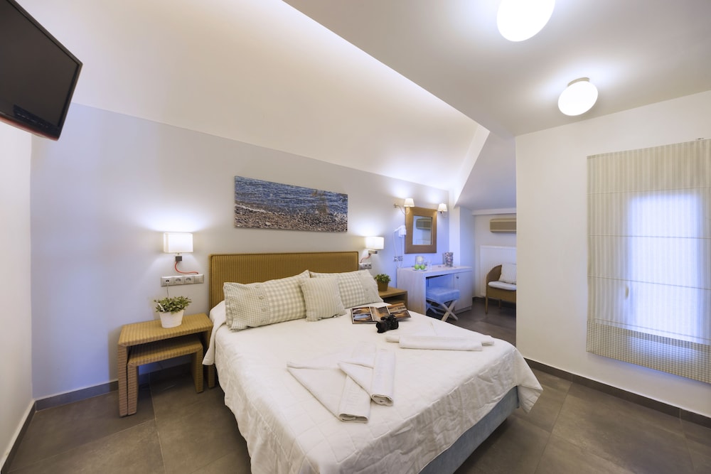 Esperance 1 — Ano Syros — photo 3