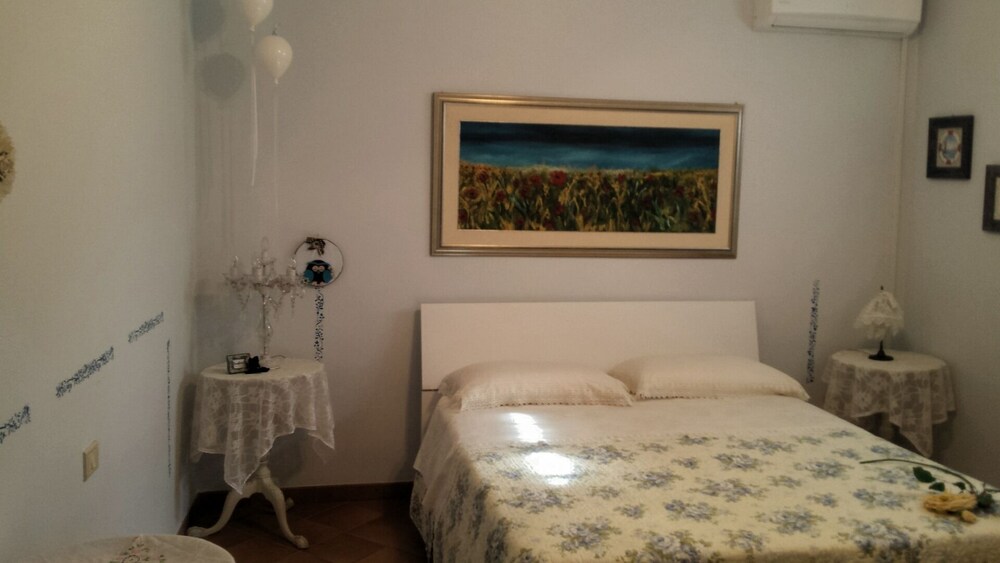 Tre Civette Sul Como - last minute hotel in Cartoceto