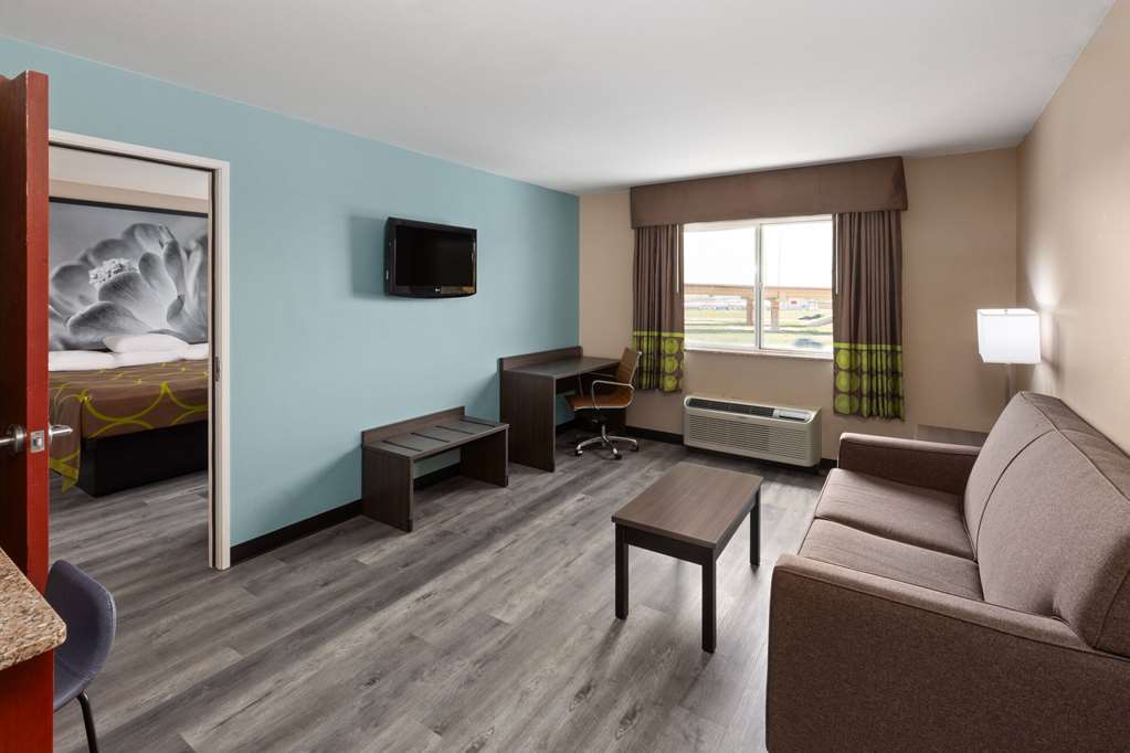Super 8 by Wyndham Lubbock West - photo 23