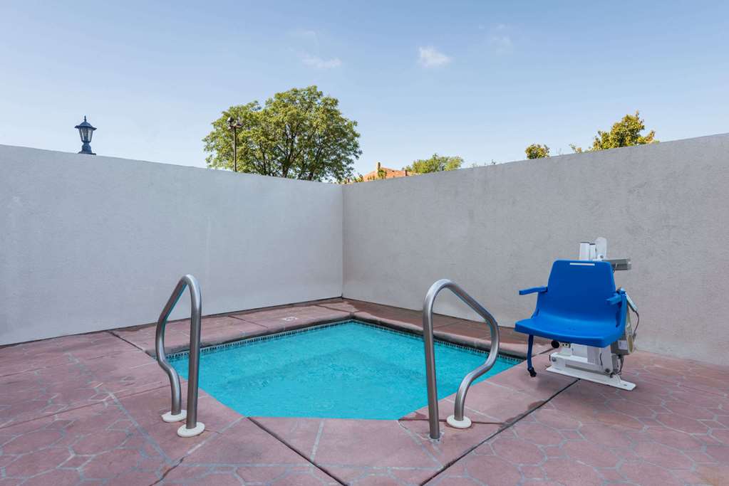 Wyndham Garden Wichita Downtown - photo 7