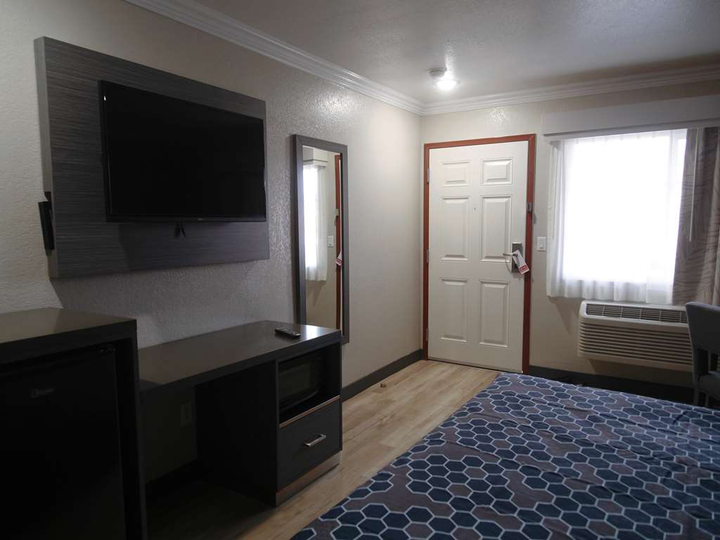Americas Best Value Inn Rialto - photo 11