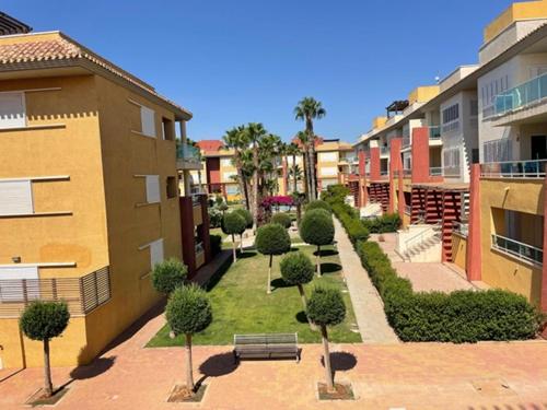 HL 012 Holiday rentals 3 Bed 2 Bath luxury apartment on HDA golf resort Fuente Alamo Murcia — hotel in Fuente-Alamo De Murcia