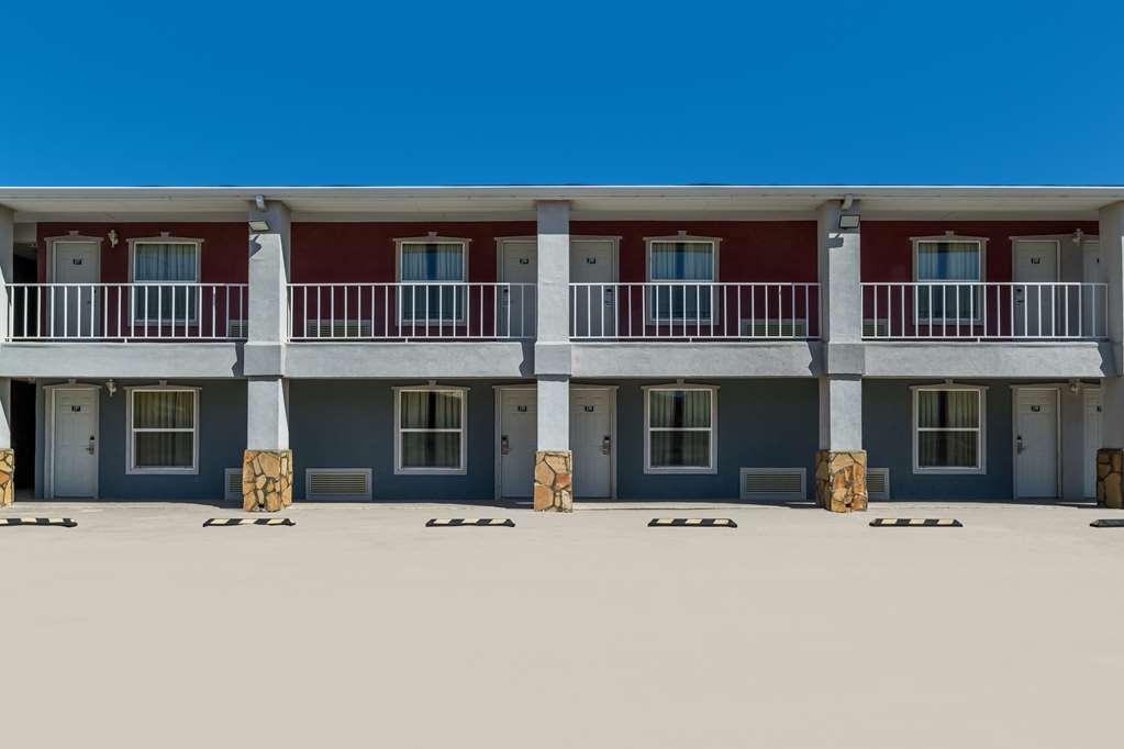 Americas Best Value Inn Alpine - photo 3