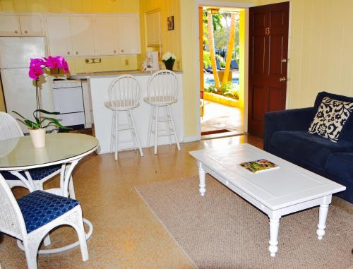 Sea Turtle Inn - photo 45