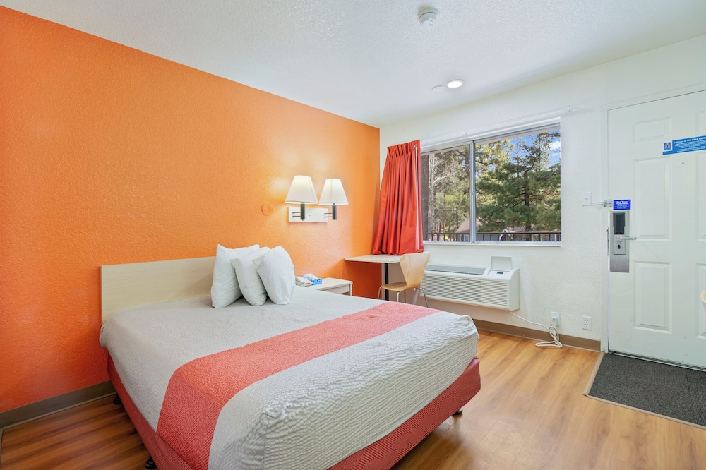 Motel 6 Big Bear Lake CA - photo 8