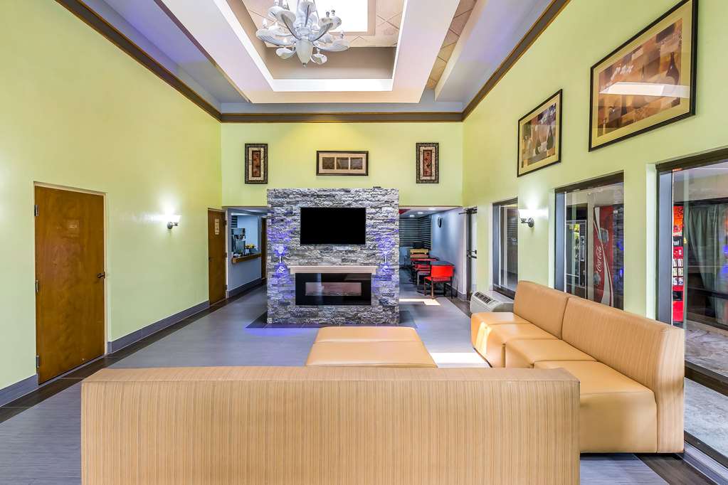 Rodeway Inn Knoxville East - photo 8