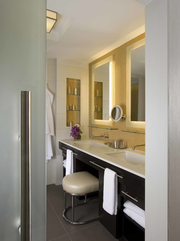 Hotel Breakwater South Beach - photo 44