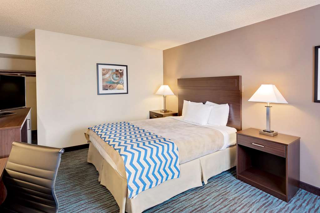 Travelodge by Wyndham Aberdeen - photo 12