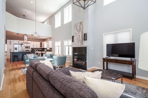 Eclectic Stylish and Cozy Milwaukee Unit in Milwaukee, United States