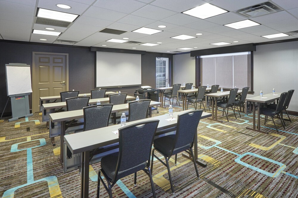 Residence Inn by Marriott Chicago Schaumburg Woodfield Mall - photo 21
