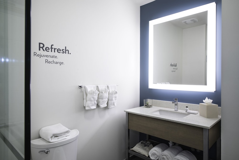 Even Hotel Miami Airport By Ihg - photo 37